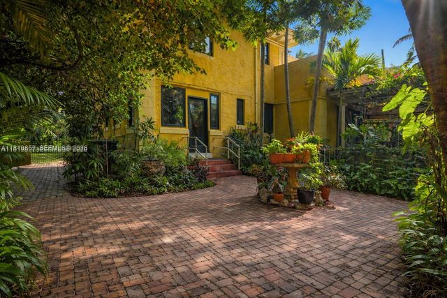 2050 Alton Road, Miami Beach, FL 33140