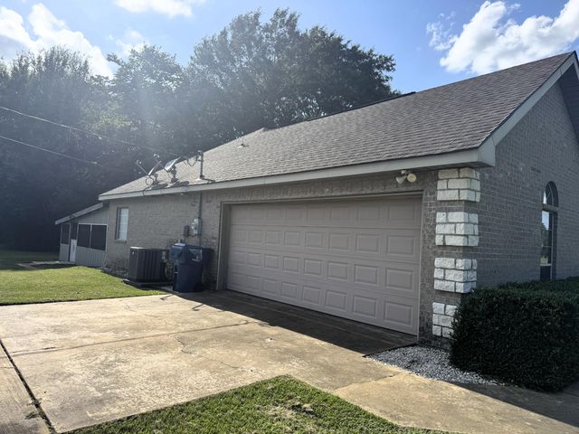 300 Veterans, Leesville, LA 71446