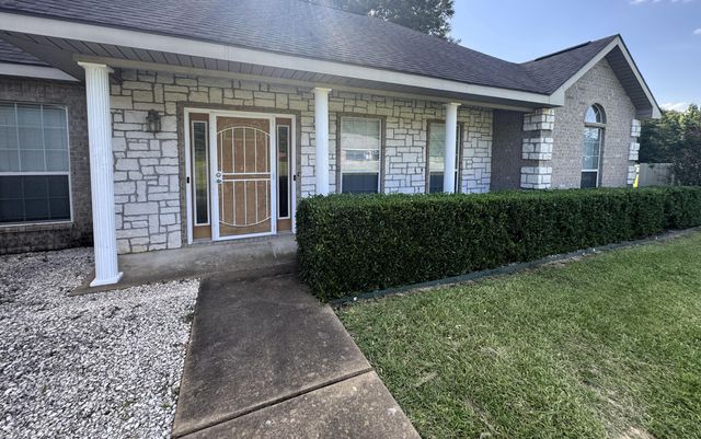 300 Veterans, Leesville, LA 71446