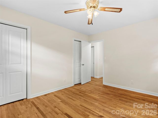 309 Presnell Street, Burnsville, NC 28714