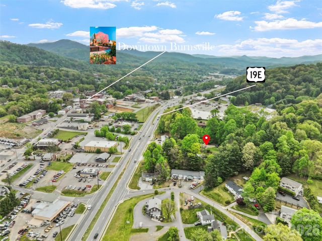 309 Presnell Street, Burnsville, NC 28714