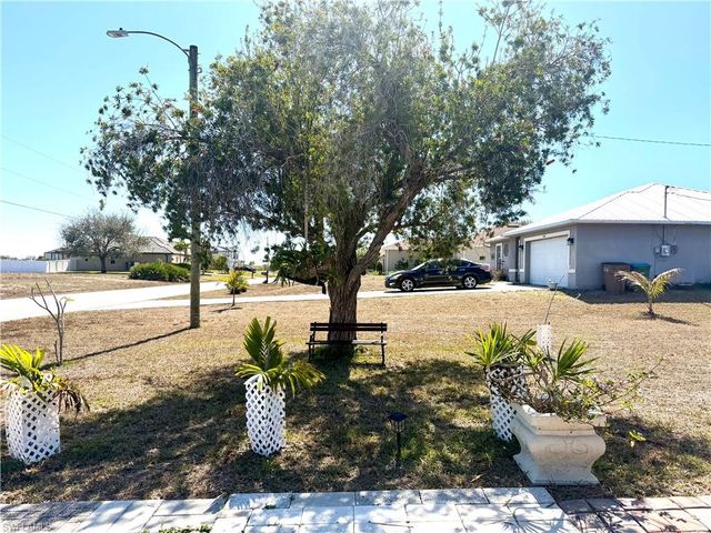 500 NW 20th AVE, Cape Coral, FL 33993