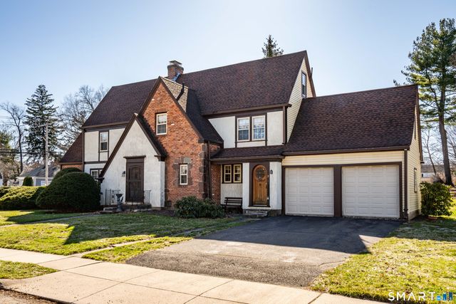 3 Linwold Drive, West Hartford, CT 06107