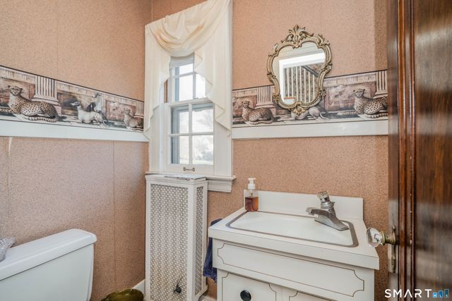 3 Linwold Drive, West Hartford, CT 06107