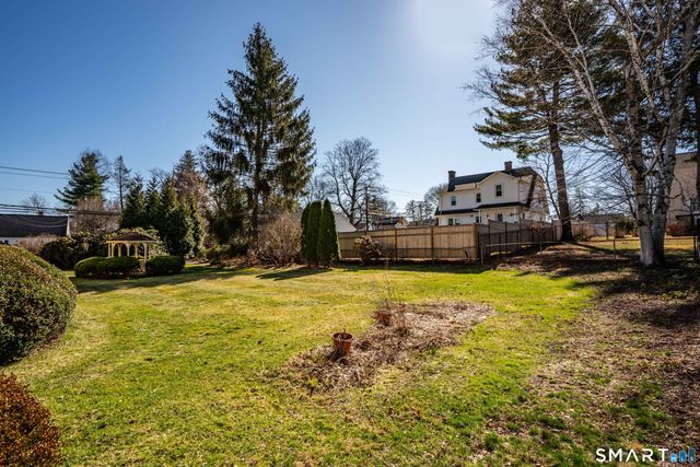 3 Linwold Drive, West Hartford, CT 06107