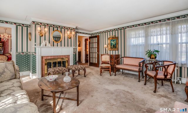 3 Linwold Drive, West Hartford, CT 06107