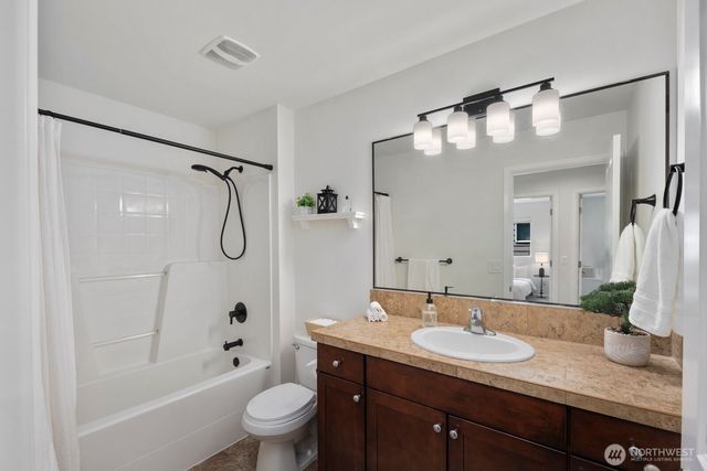 4026 S 380th Place, Auburn, WA 98001