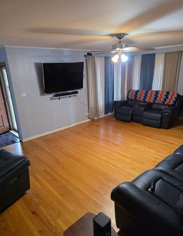 17403 Holmes Avenue, Hazel Crest, IL 60429