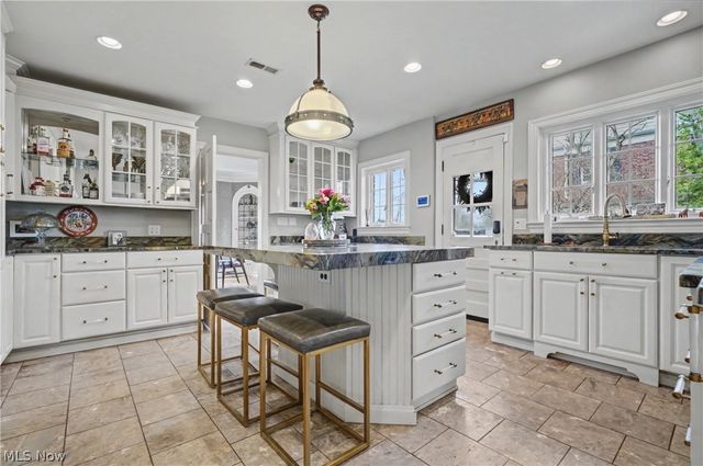 131 N Wheaton Road, Akron, OH 44313