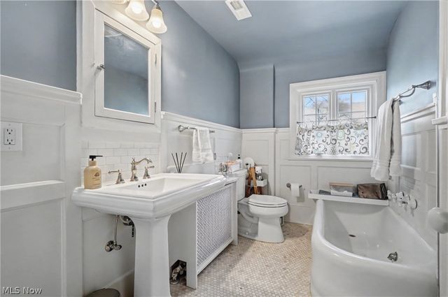 131 N Wheaton Road, Akron, OH 44313