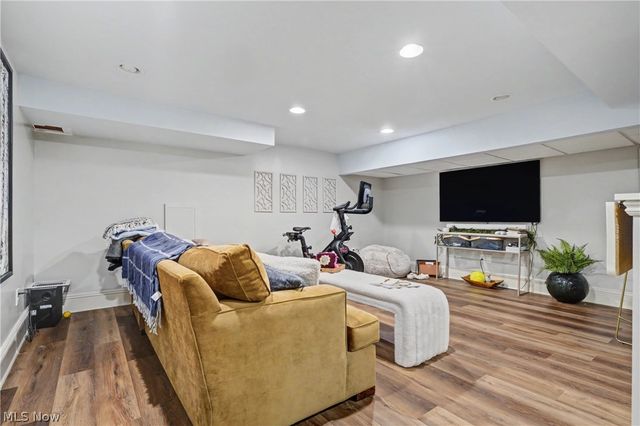 131 N Wheaton Road, Akron, OH 44313