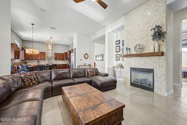 1156 W Casentino Pass, Oro Valley, AZ 85755