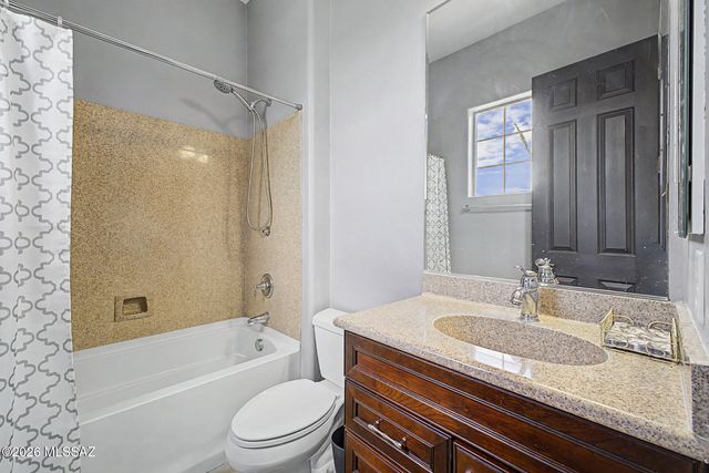 1156 W Casentino Pass, Oro Valley, AZ 85755
