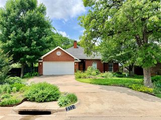 2121 Preston Place, Denton, TX 76209