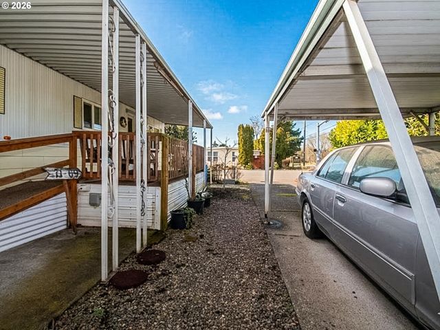 21016 Se STARK St 71, Gresham, OR 97030