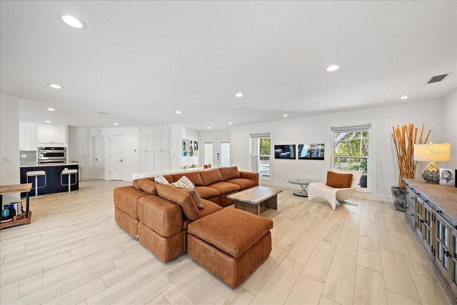 5155 HIDDEN HARBOR ROAD, Sarasota, FL 34242