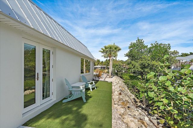 5155 HIDDEN HARBOR ROAD, Sarasota, FL 34242