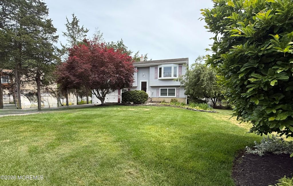 415 Cook Road, Jackson, NJ 08527