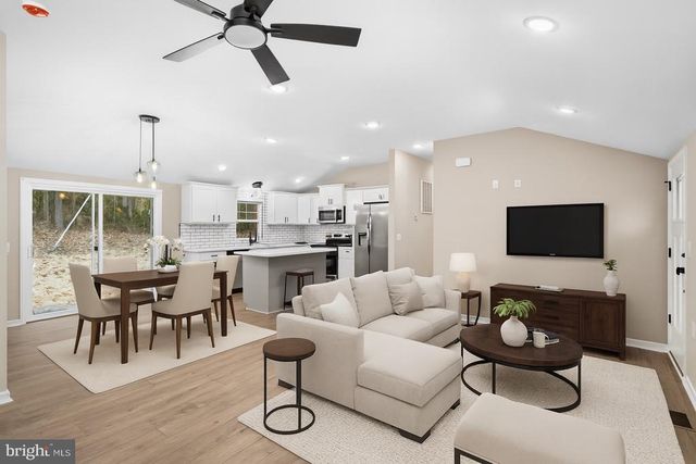 8611 ENGLEMAN LN, Spotsylvania, VA 22551