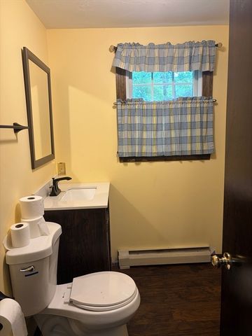 78 Jasper Rd, Barnstable, MA 02648