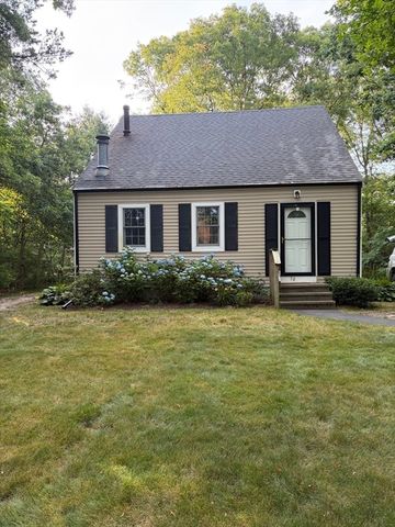 78 Jasper Rd, Barnstable, MA 02648