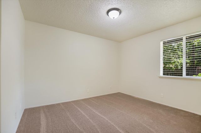 1804 Nicole CIR, Round Rock, TX 78664