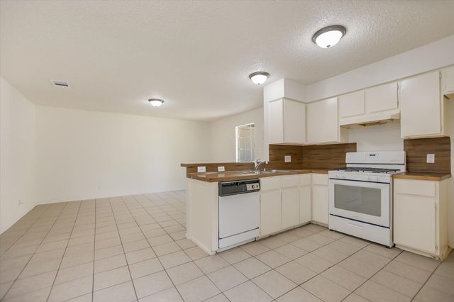 1804 Nicole CIR, Round Rock, TX 78664