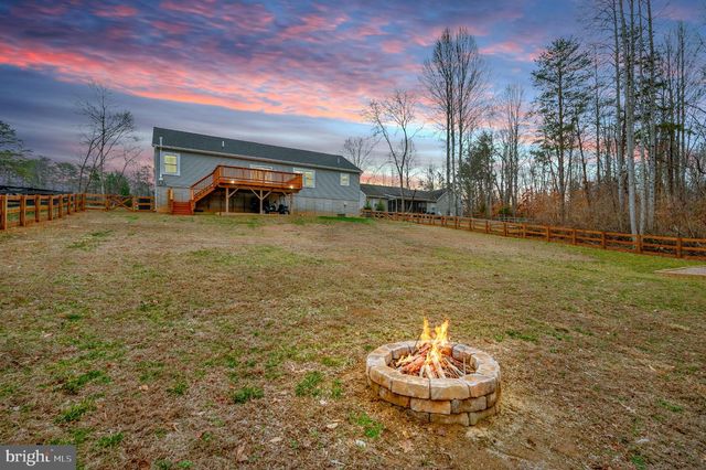 6112 EDS RD, Mineral, VA 23117