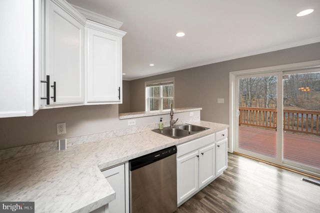 6112 EDS RD, Mineral, VA 23117