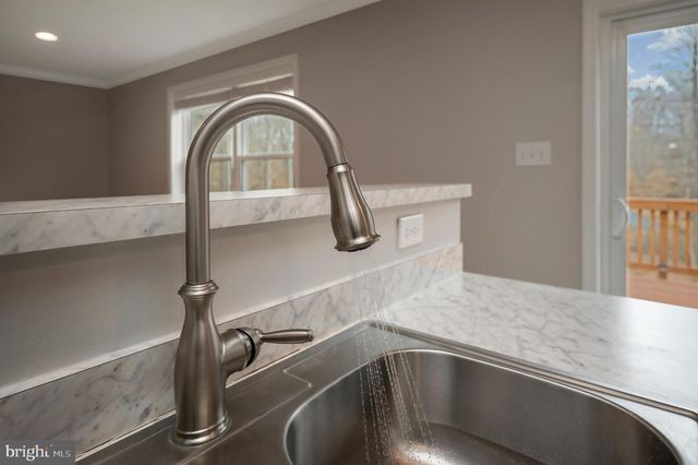 6112 EDS RD, Mineral, VA 23117