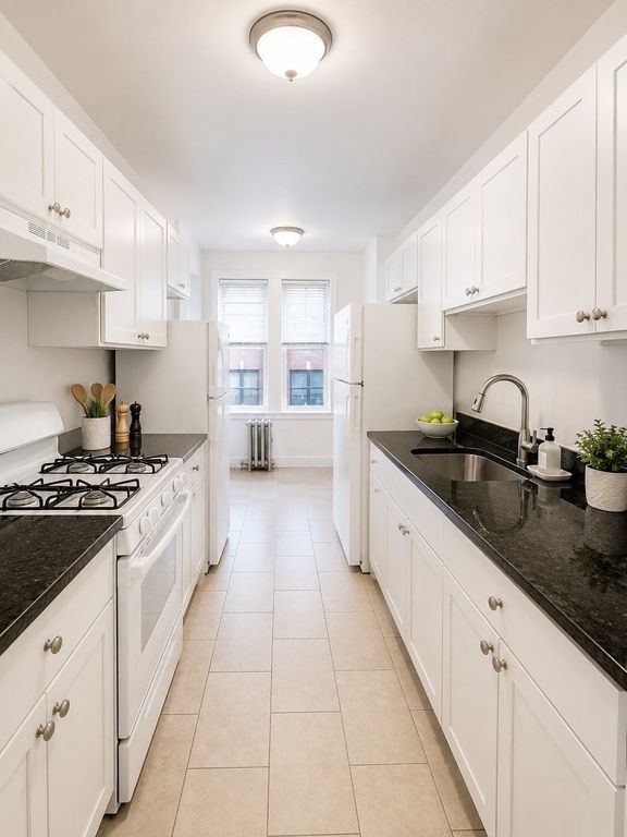 10 Yeamans 24, Revere, MA 02151