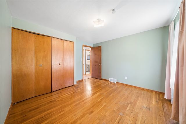 428 Crestview Dr, Plum Boro, PA 15239