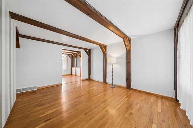 428 Crestview Dr, Plum Boro, PA 15239