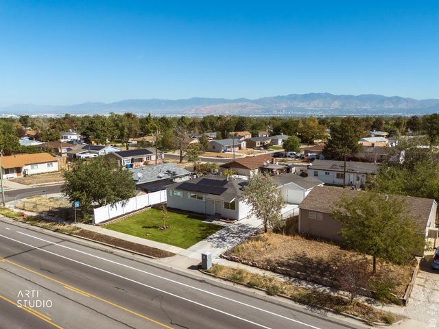 5111 S PIEPER BLVD, Salt Lake City, UT 84118