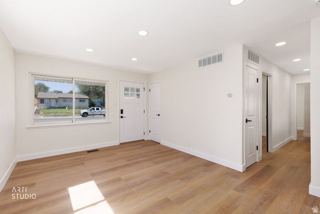 5111 S PIEPER BLVD, Salt Lake City, UT 84118