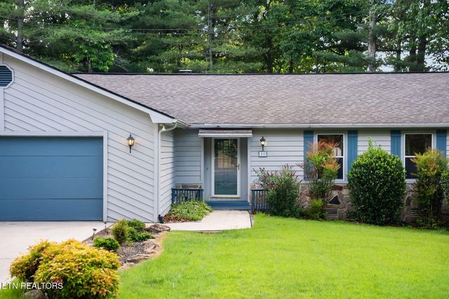 16 Trafalgar Lane, Crossville, TN 38558