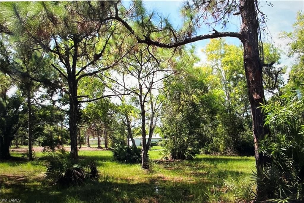 8757 Stringfellow RD, ST. JAMES CITY, FL 33956 — photo 2