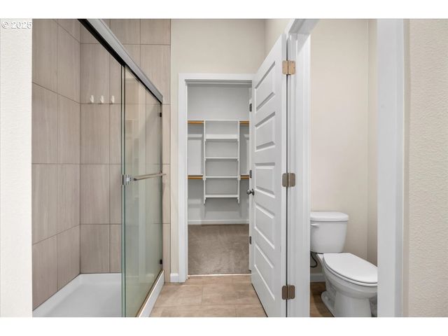 730 E CAMELLIA St, Yamhill, OR 97148