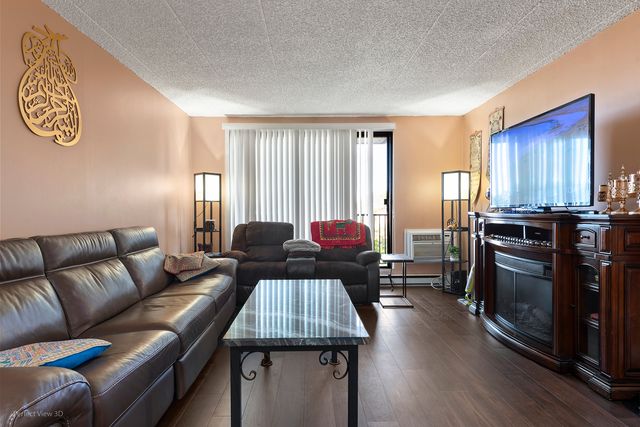 9701 N Dee Road 5F, Niles, IL 60714