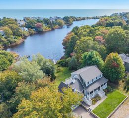 128 Uncle Percys Road, Mashpee, MA 02649