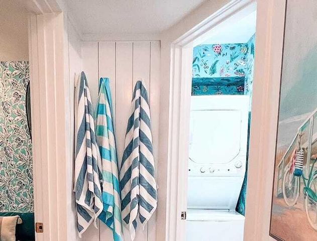 8294 E Co Highway 30A 17, Inlet Beach, FL 32461