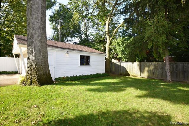 1662 Maryland Boulevard, Birmingham, MI 48009