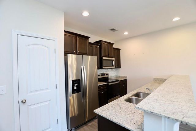 2943 Old Field Road, Sumter, SC 29150