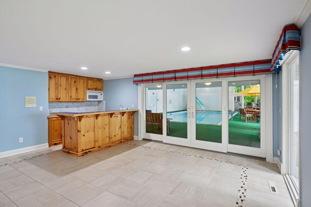 2496 Old Beach Road, Orono, MN 55391