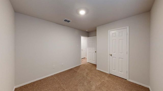 149 McNamara CT, Jarrell, TX 76537