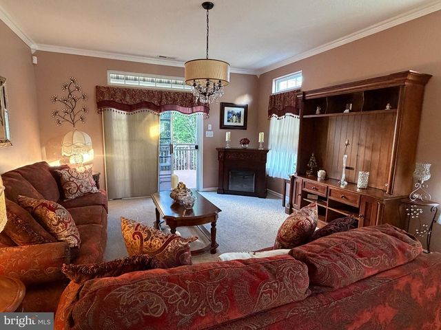 536 DORAL DR, Williamstown, NJ 08094