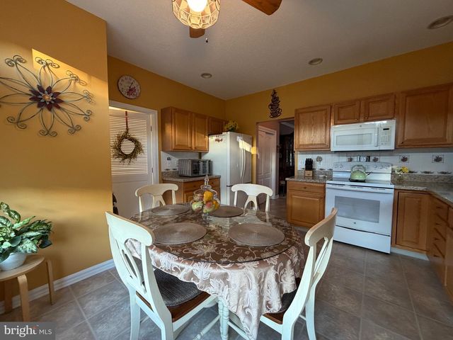 536 DORAL DR, Williamstown, NJ 08094