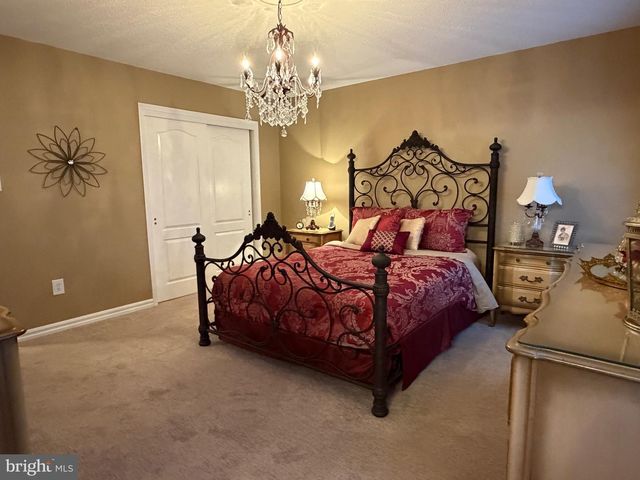 536 DORAL DR, Williamstown, NJ 08094