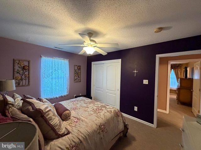 536 DORAL DR, Williamstown, NJ 08094