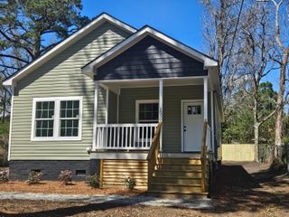 1550 Larry Street, North Charleston, SC 29406